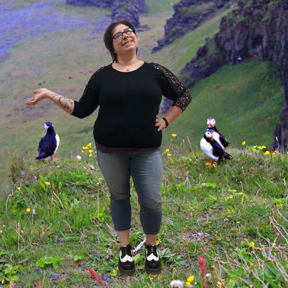 Meet your Posher, Erica - Picture 1 of 1